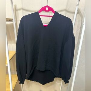 Zenana Outfitters Black V-Neck Sweatshirt